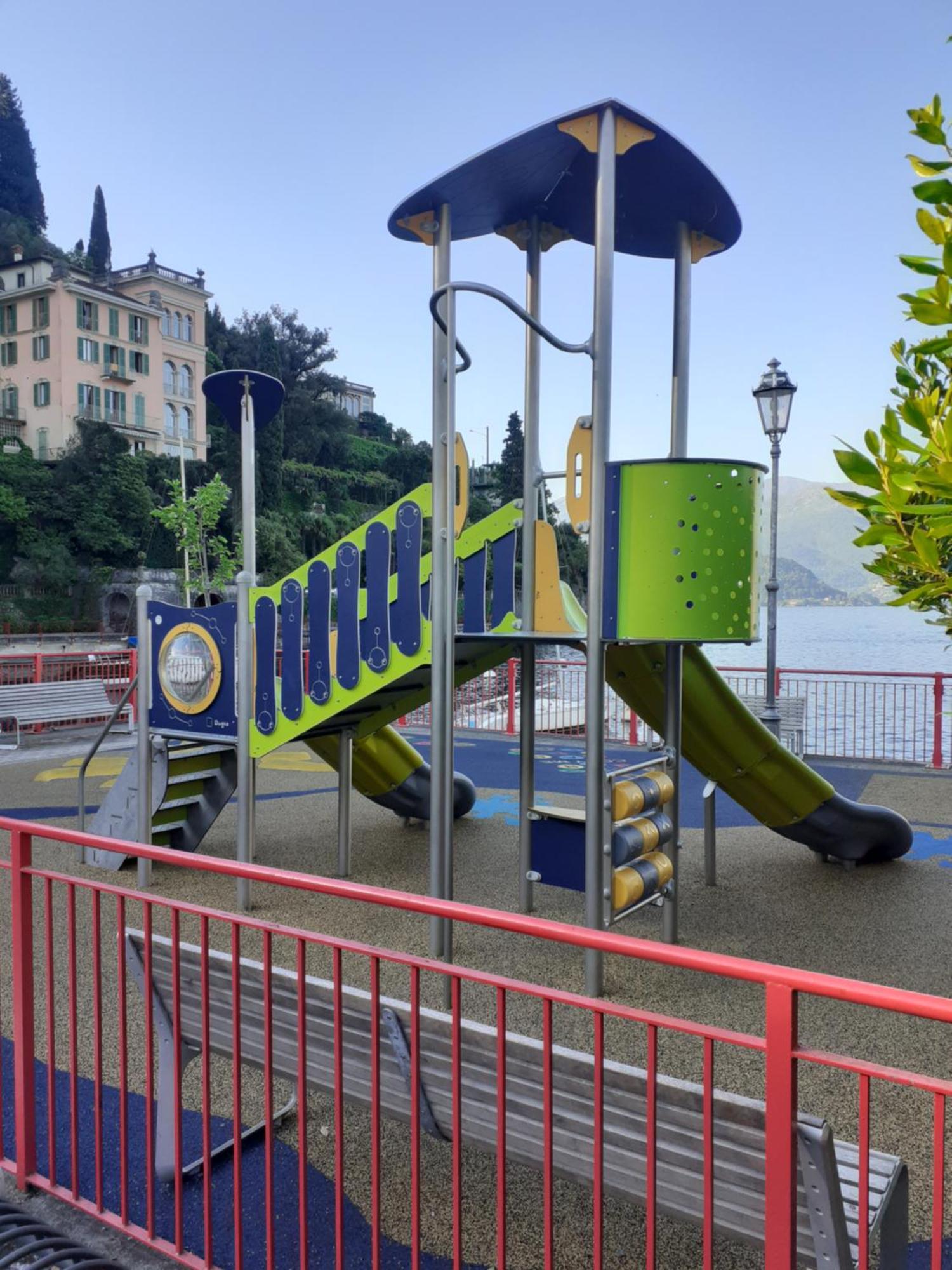 Casa In Riva Al Lago วาเรนนา ภายนอก รูปภาพ