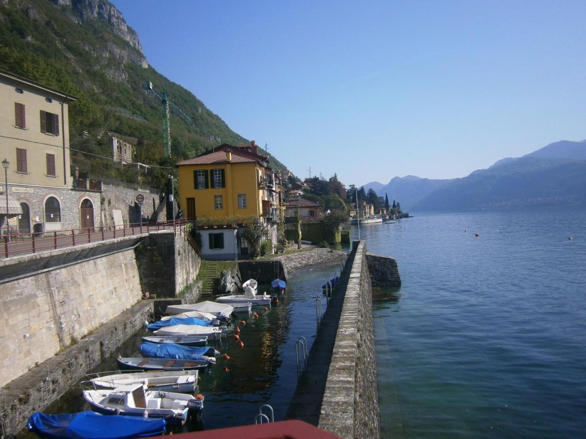 Casa In Riva Al Lago วาเรนนา ภายนอก รูปภาพ